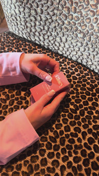 Gluey™ – The Original Body Glue Roller (60 ml)