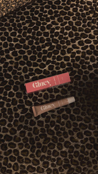 Gluey™ Body Glue – Roll-On Adhesive (20ml)